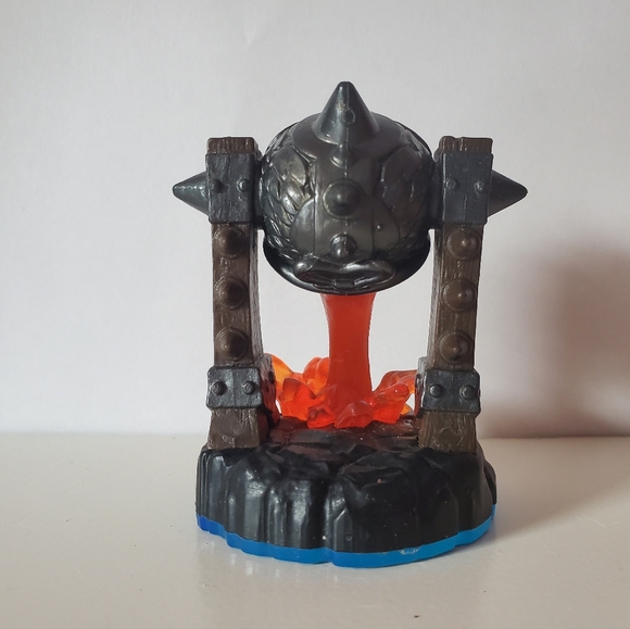 Skylander Swap Force Fiery Forge - Picture 3 of 5